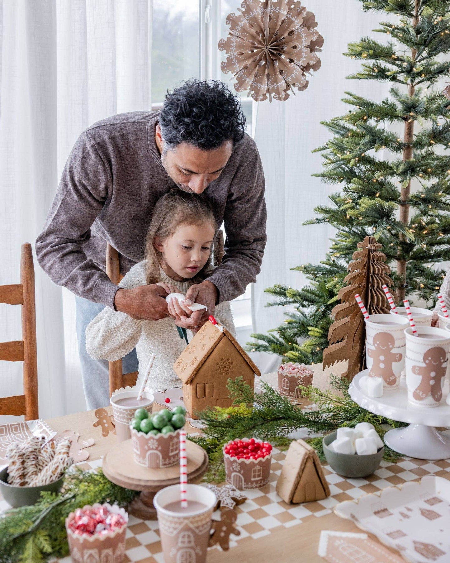 GINGERBREAD TO-GO CUPS