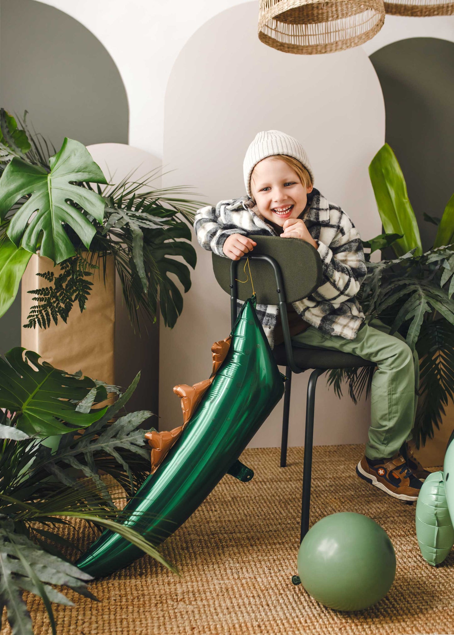 DINOSAUR TAIL FOIL BALLOON