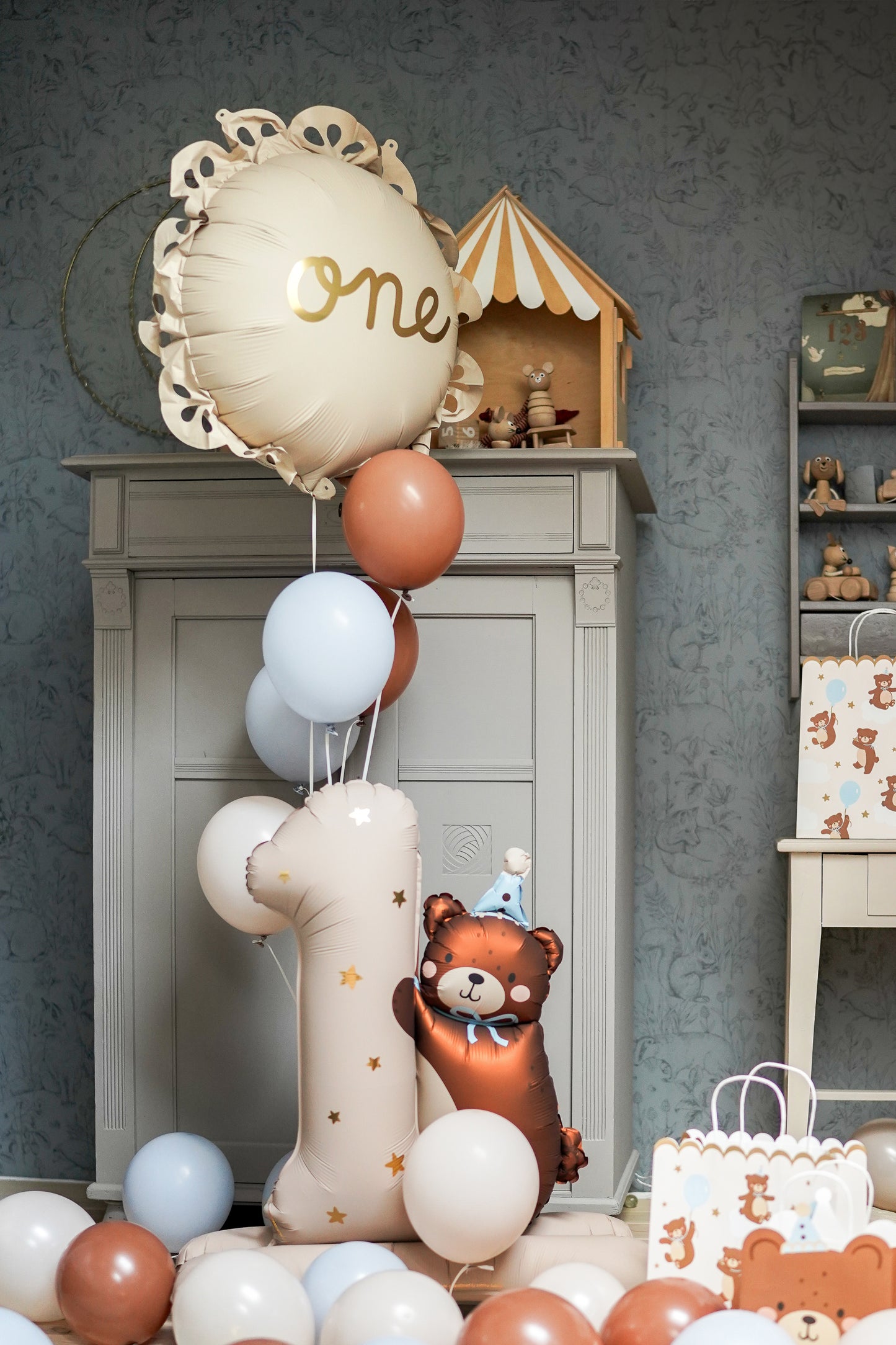FIRST BIRTHDAY FOIL BALLOON