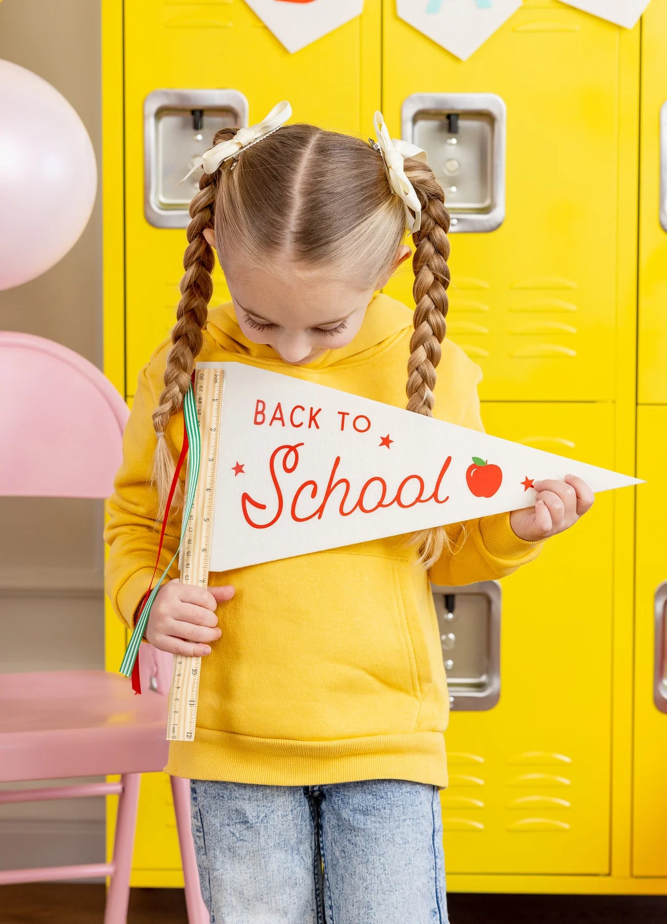 BACK TO SCHOOL FELT PENNANT
