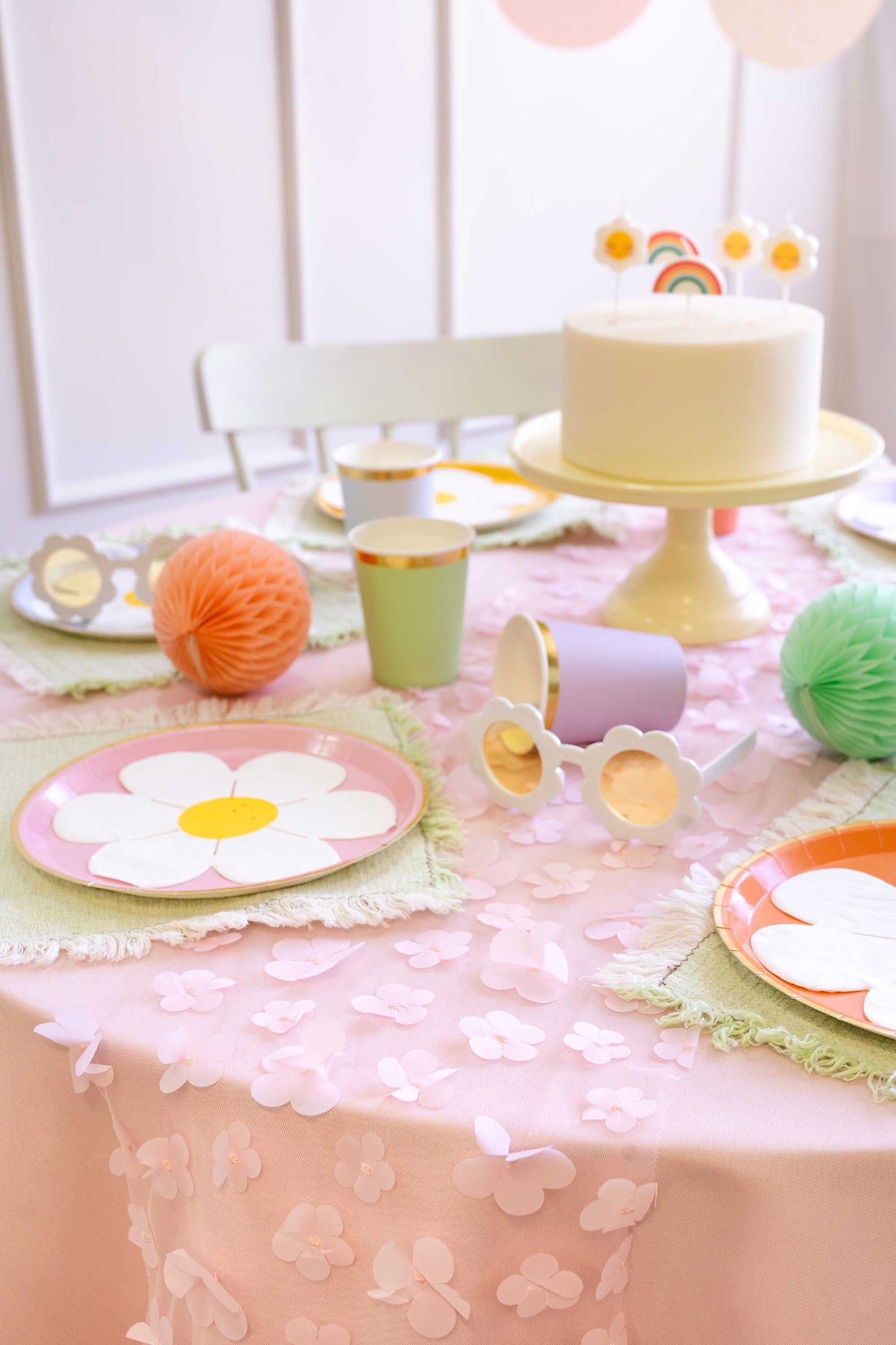 DAISY NAPKINS