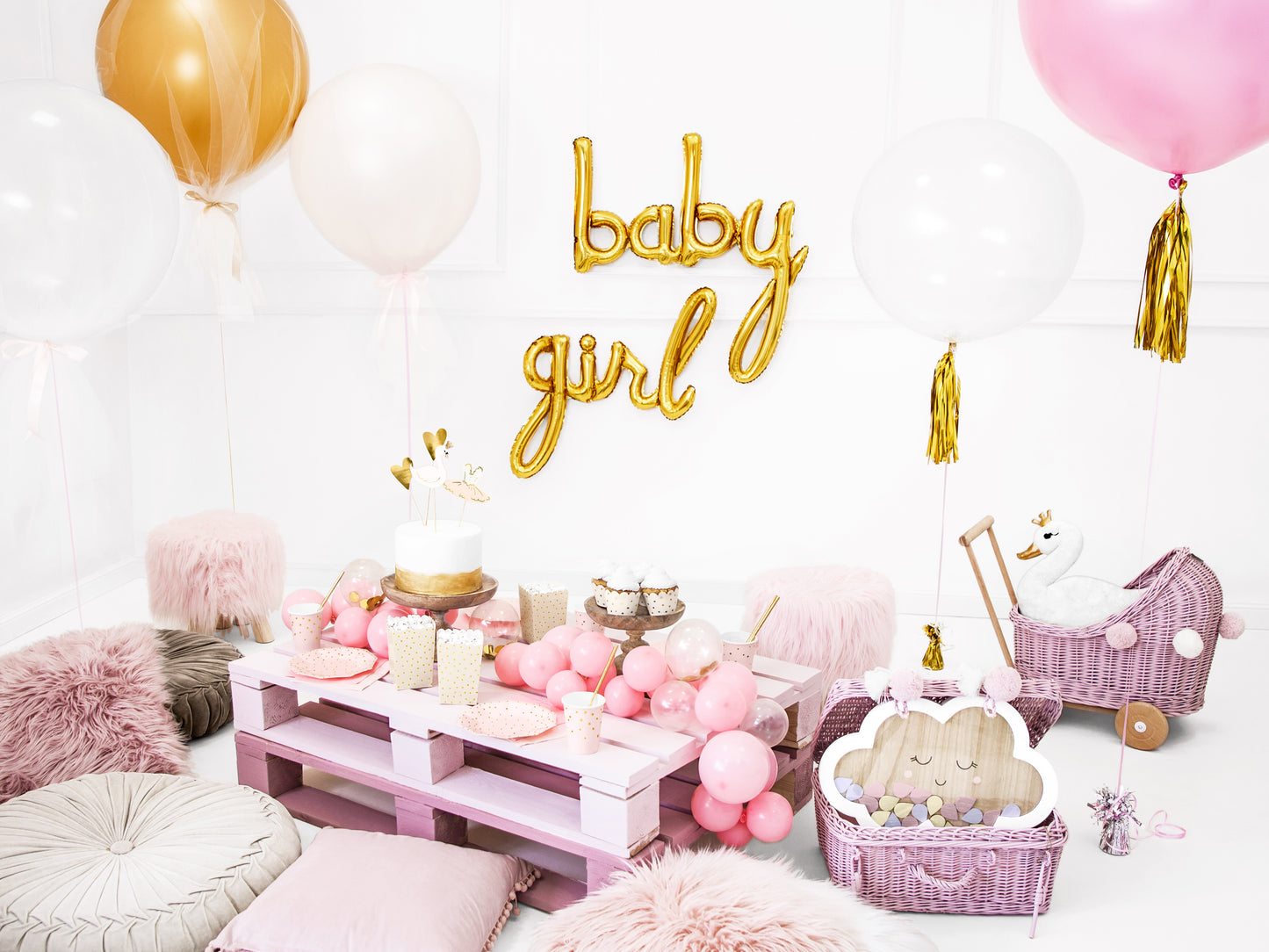GOLD TASSEL GARLAND