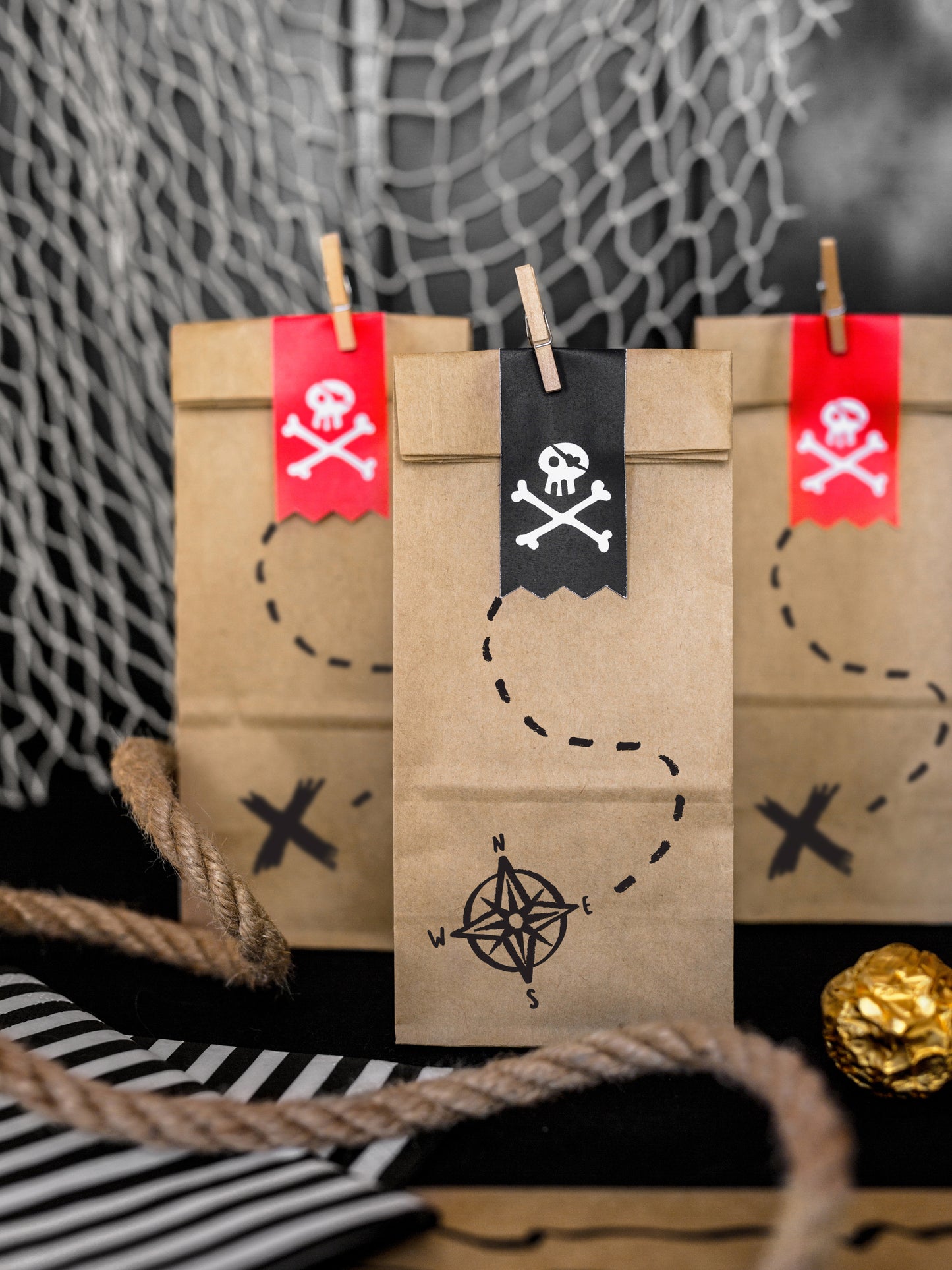 PIRATE FAVOUR BAGS