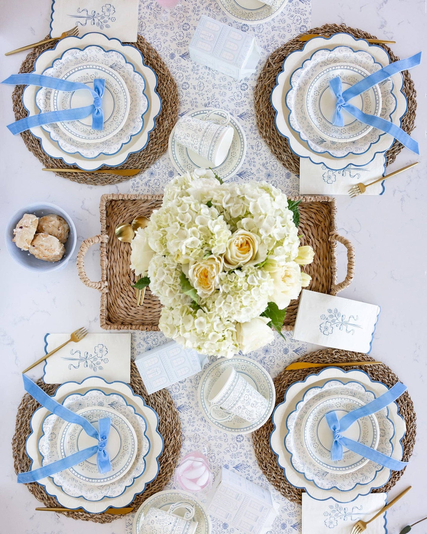 PEMBROKE FLORAL PAPER TABLE RUNNER