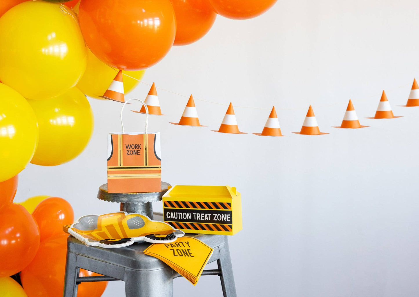 CONSTRUCTION VEST TREAT BAGS