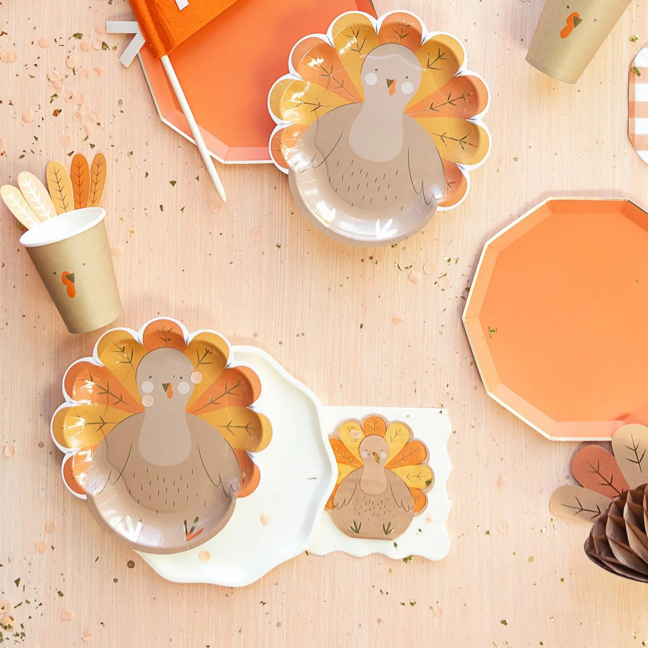 CREAM COMPOSTABLE PLATES