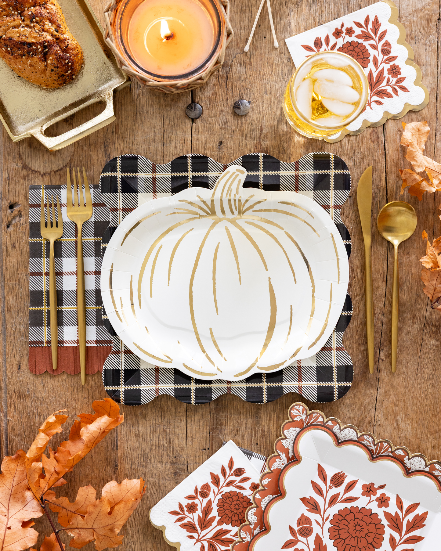 CREAM PUMPKIN PLATES