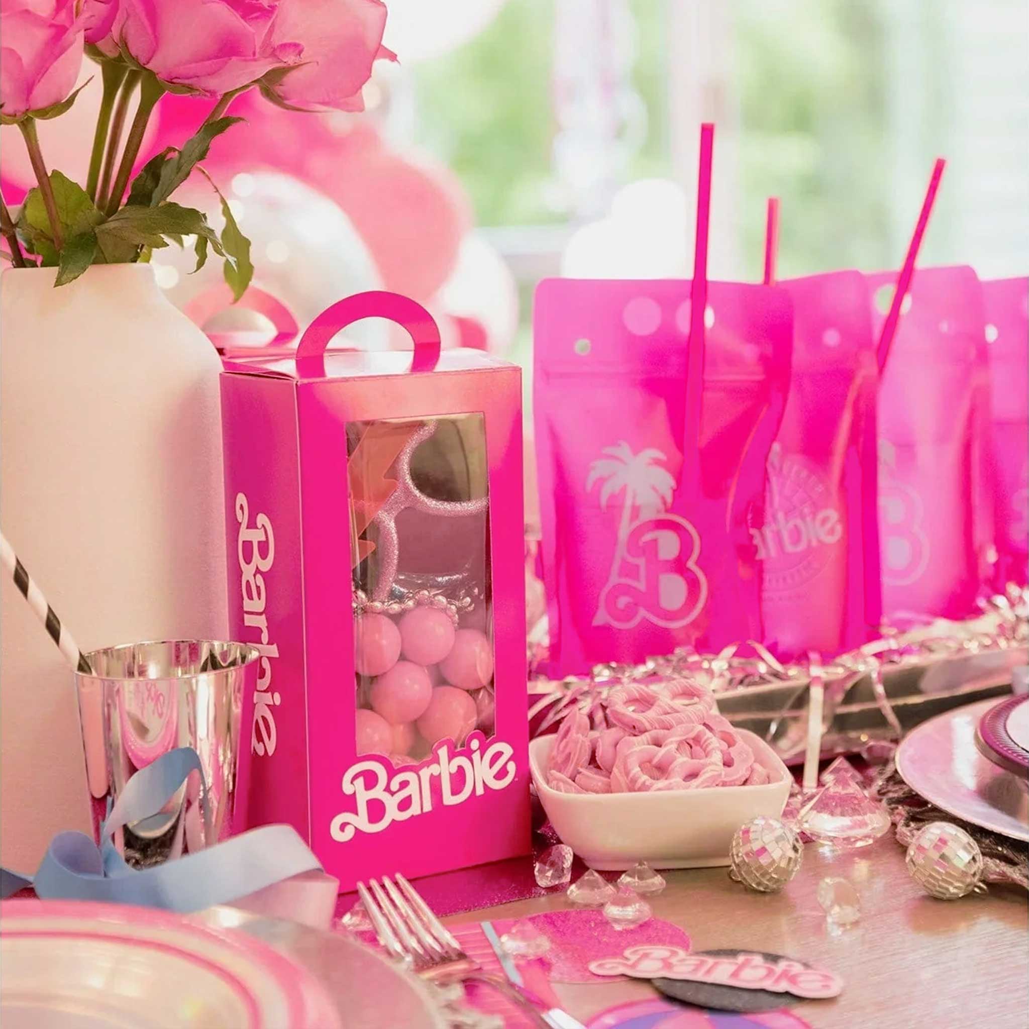 Barbie favors online