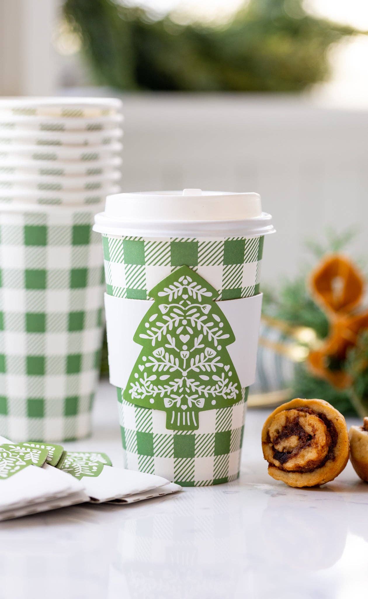 GREEN PLAID TO-GO CUPS