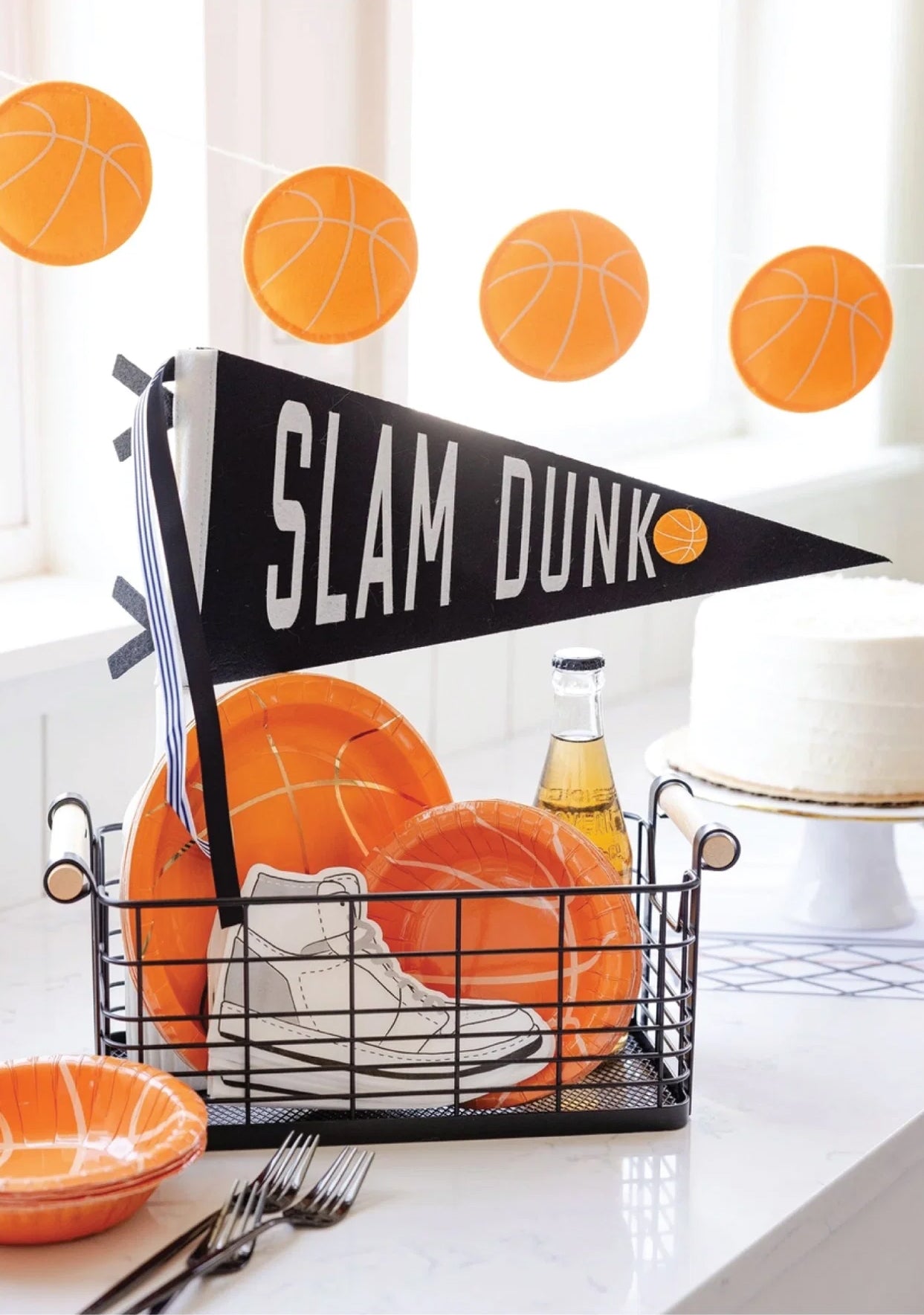 BASKETBALL FELT BANNER