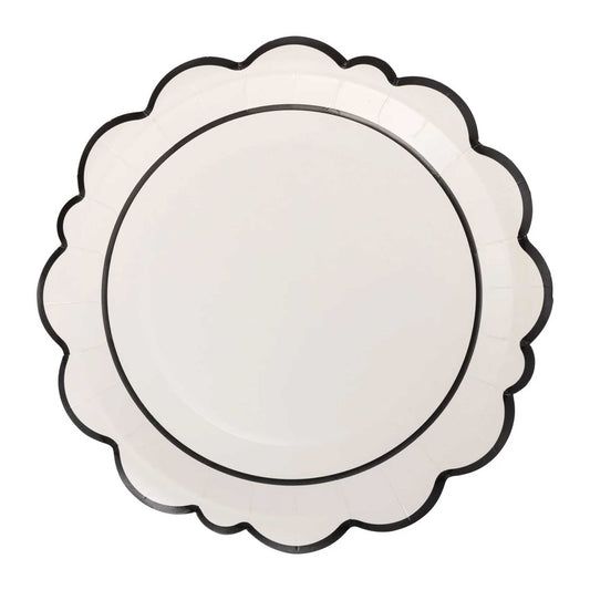 BLACK SCALLOPED EDGE PLATE