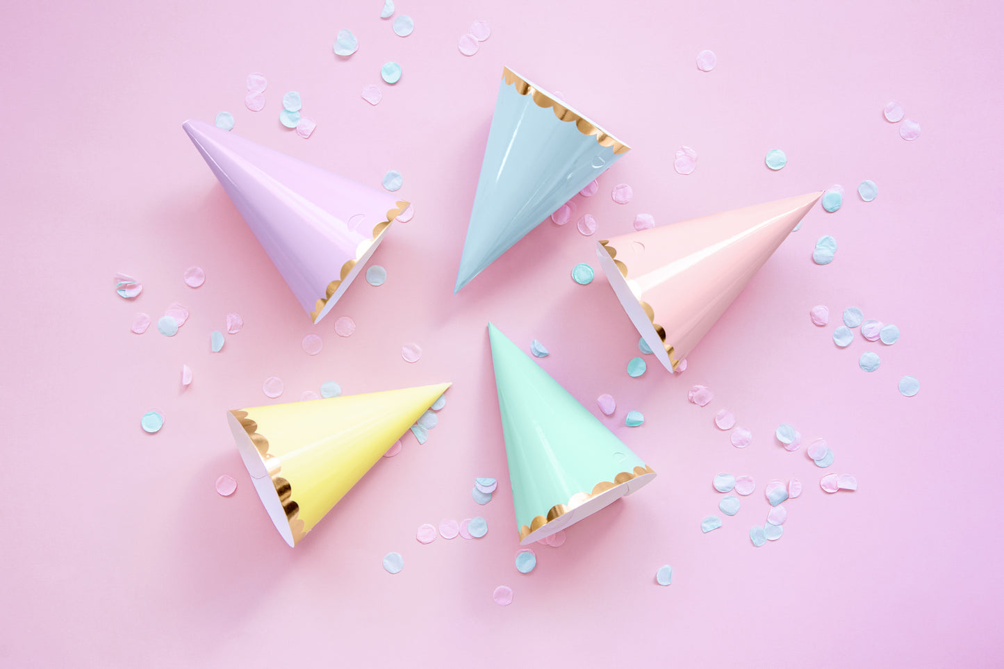 PASTEL PARTY HATS