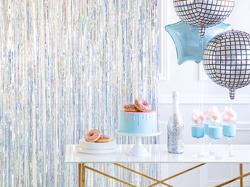 HOLOGRAPHIC FRINGE CURTAIN