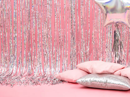 HOLOGRAPHIC FRINGE CURTAIN