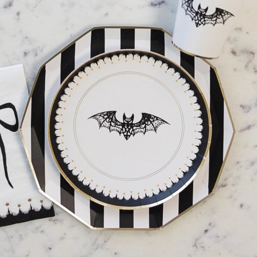 BLACK STRIPED PLATES