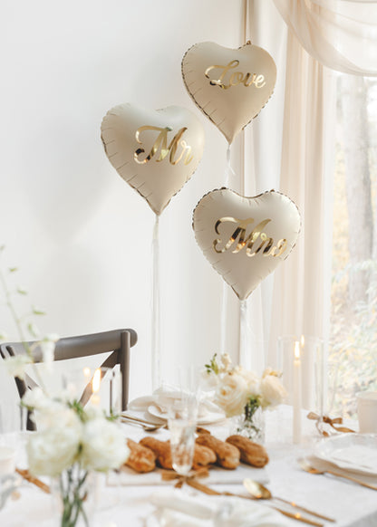 MR. & MRS. FOIL BALLOONS