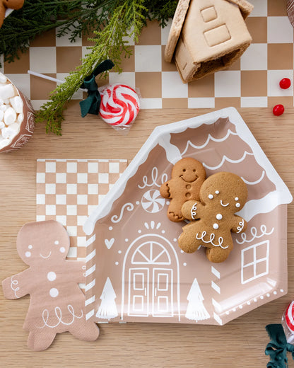 GINGERBREAD HOUSE PLATES