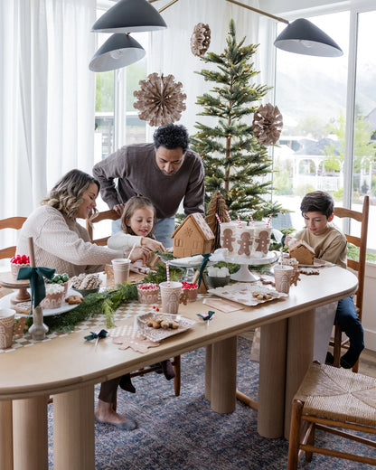 GINGERBREAD HOUSE PLATES