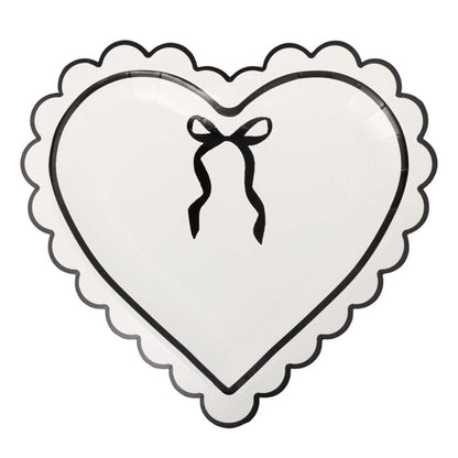 SCALLOPED HEART-SHAPED PLATES