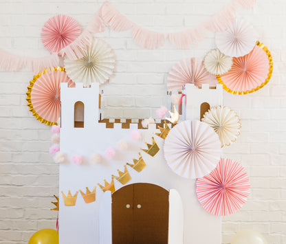 CROWN AND POM POM GARLAND