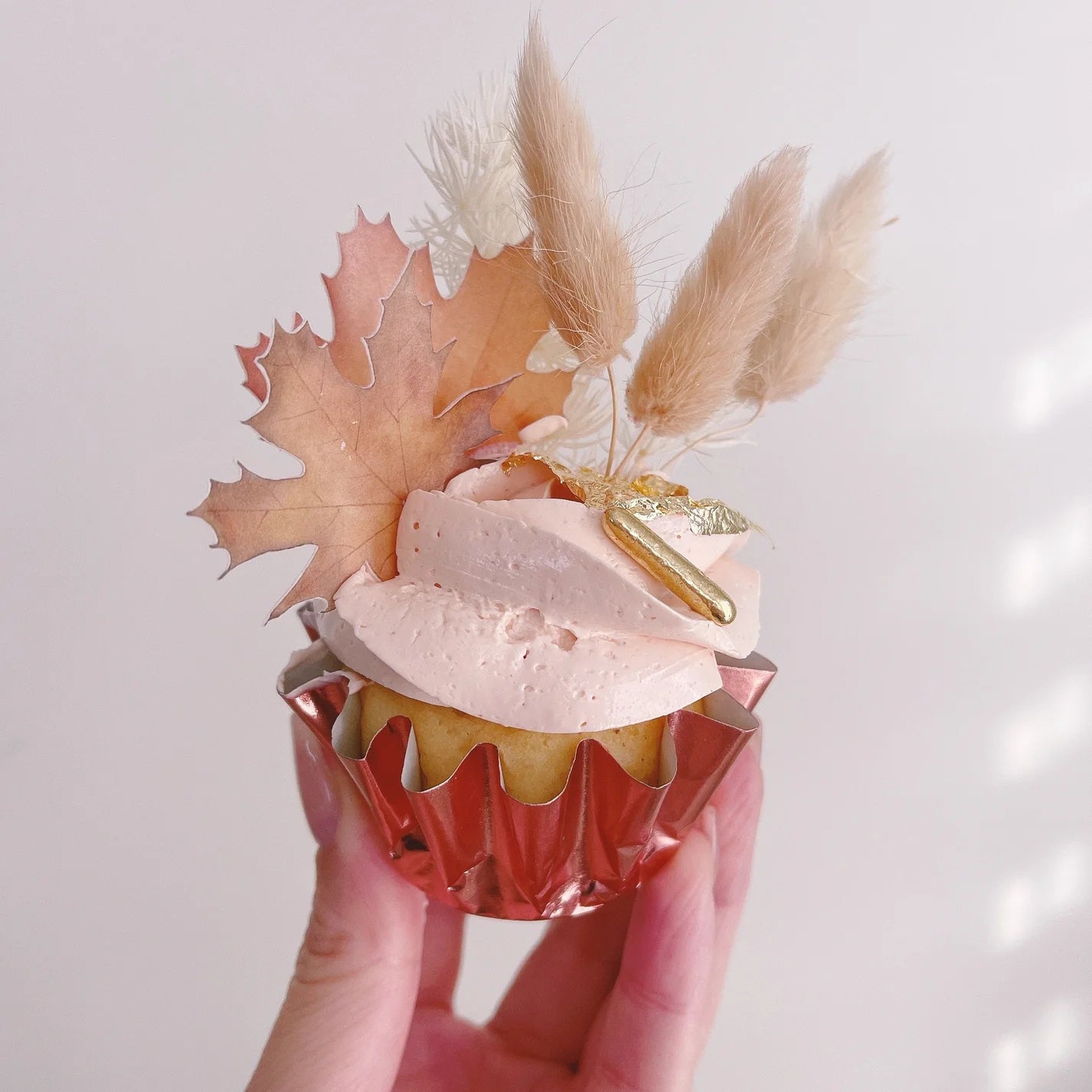 ROSE GOLD CUPCAKE LINERS