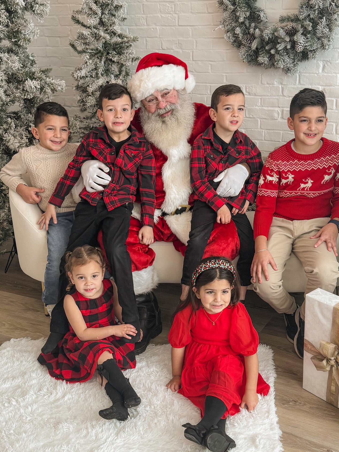 SANTA PHOTOS - NOVEMBER 22, 2025