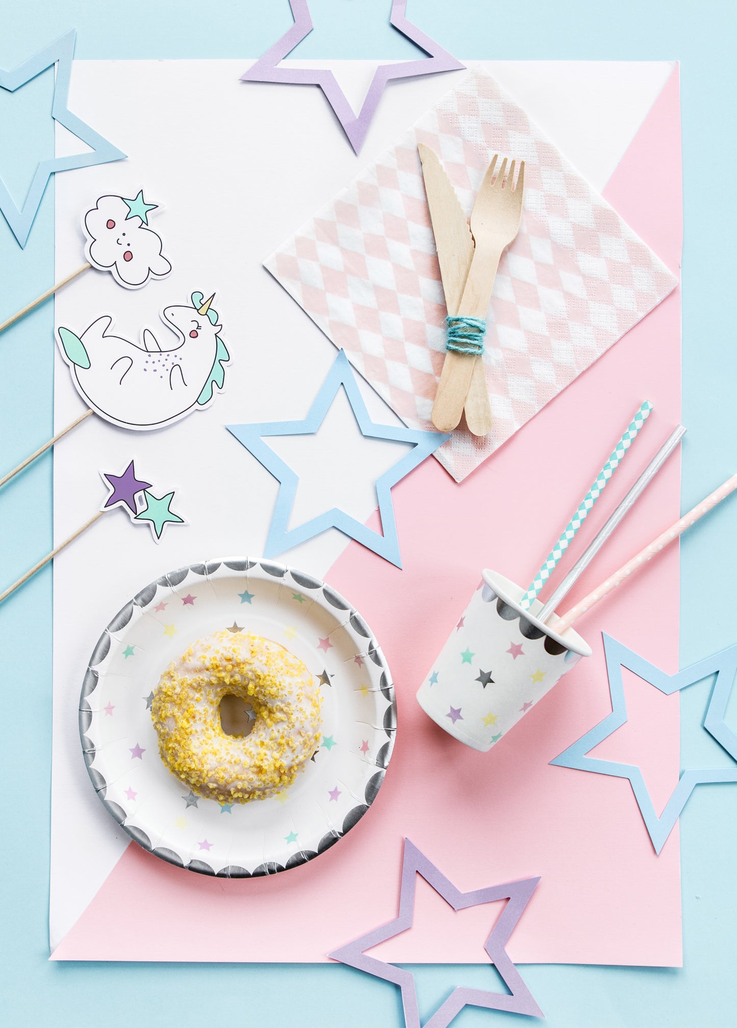 PASTEL STAR PLATES