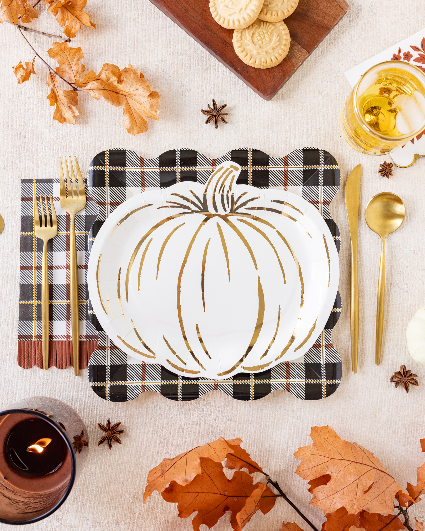 CREAM PUMPKIN PLATES