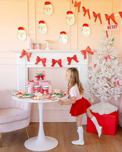 RED BOW GARLAND