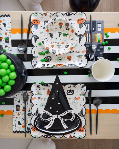SCATTERED HALLOWEEN PLATES