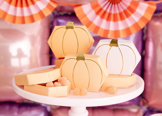PUMPKIN TREAT BOXES