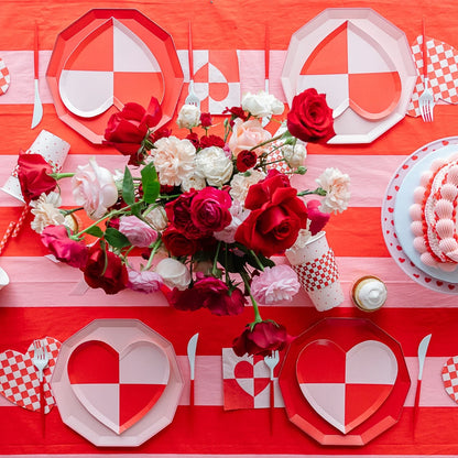 CHECKERED HEART PLATES